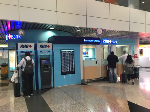 クアラルンプール国際空港(KILA)のRHB銀行ATM