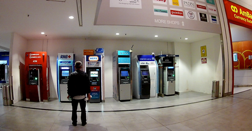 クアラルンプール国際空港第2ターミナル(KLIA2)のATM